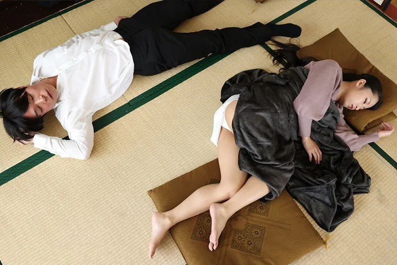 Cấp trên nhờ cấp dưới thử lòng cô vợ và cái kết đắng lòng