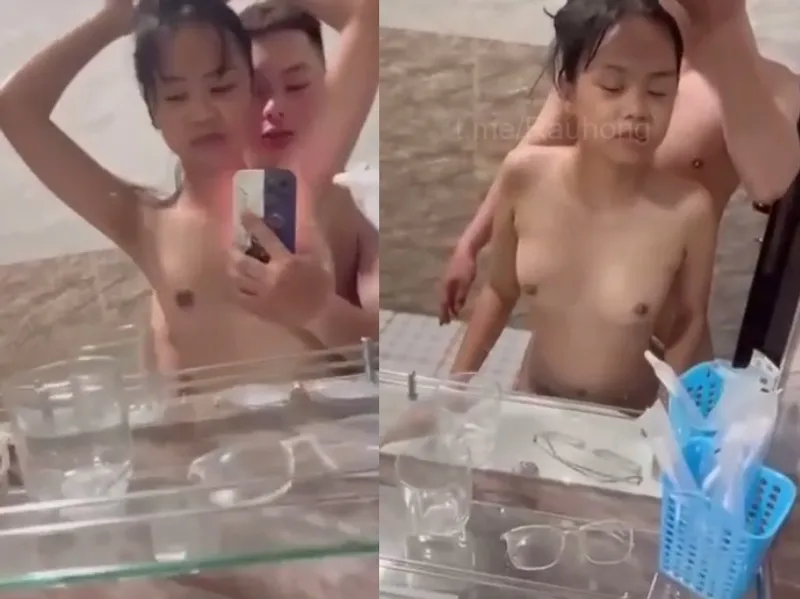 Nhỏ nhắn em cùng người yêu phang trước gương quay kỉ niệm